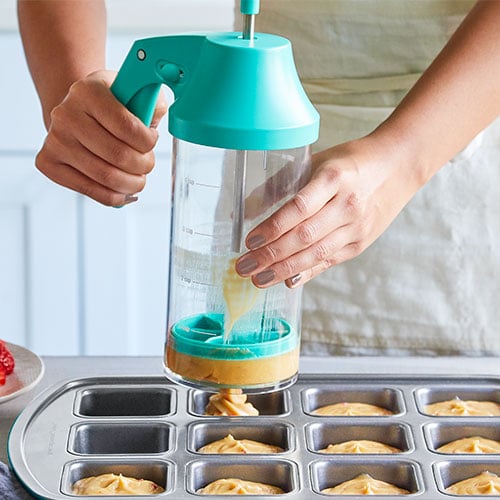 Chef Buddy Pan Cup Cake Batter Dispenser - 4 Cup Capacity