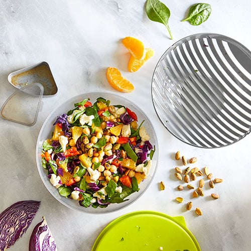 Snap Salad Cutter Bowl, The Snap Salad Instant Salad Maker for  Fruit and Vegetable Chopper: Salad Servers