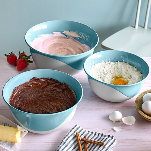 BINO | Mixing Bowl Set with Lids | Versatile Plastic Bowls for Kitchen  Mixing, Serving, and Storage - 4-Piece Mixing Bowl Set in Various Sizes 