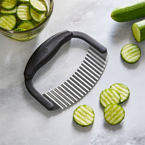 Pampered Chef - Shop our new Salad Cutting Bowl and redesigned Crinkle  Cutter with your consultant or learn more here