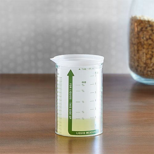 Pampered Chef Measure-All Cup - Liquids and Solids Dry or Wet up to 2 Cups