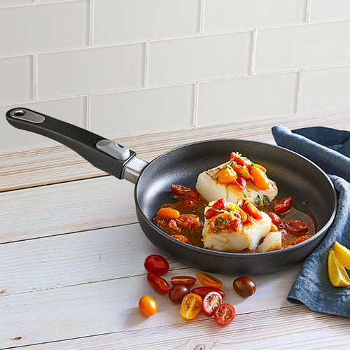 Seeking purchase advice for cookware set with detachable handles