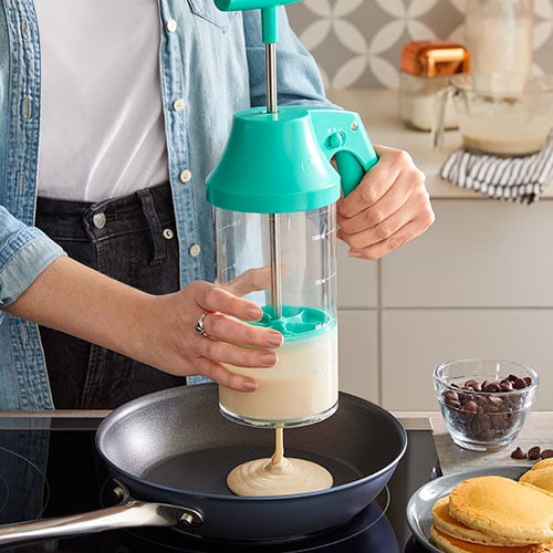 Pancake Batter Dispenser Dough Scoop Measuring Cup Cupcake Funnel