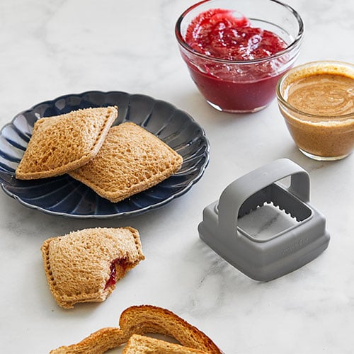 Sandwich Cutter and Sealer for Kids, Stainless Steel Sandwich Cutter and  Sealer Push Type Cutter for Making Sandwiches 