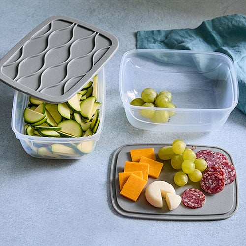 Pampered Chef Grate And Store Cheese Measuring Cup W/Lid Storage Container  #1278