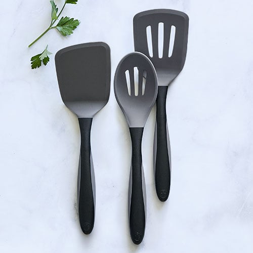 Pampered Chef ~NEW~ SILICONE SMALL SPATULA - Heat Safe - Strong - Handy  Sized
