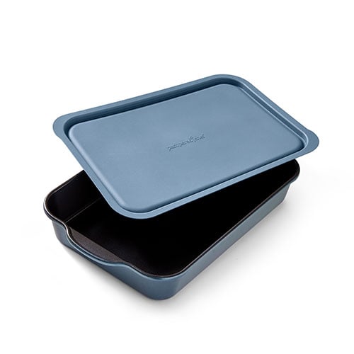 9 x 13 23 cm x 33 cm Brilliance Nonstick Baking Pan With Lid Shop Pampered Chef US Site