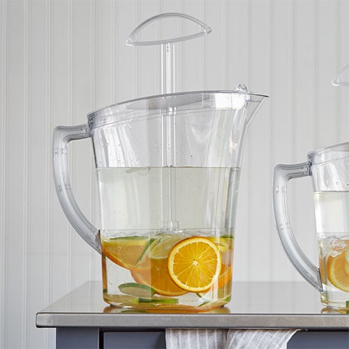 Find more Pampered Chef 1 Gallon Quick-stir Pitcher for sale at up